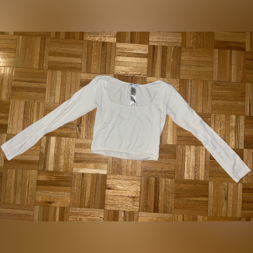 White long sleeve ribbed Zara shirt, size medium/large